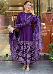 Beautiful Suit Sets in pure Muslin Silk Top with pent